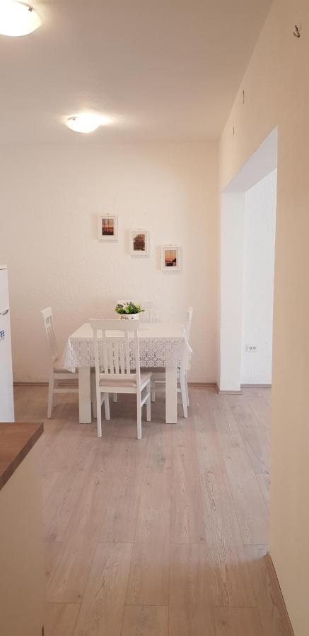 מימיצה Apartments Juric מראה חיצוני תמונה